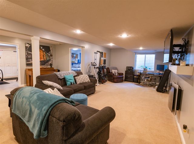 25283 Silver Oaks Boulevard, Mattawan, MI 49071
