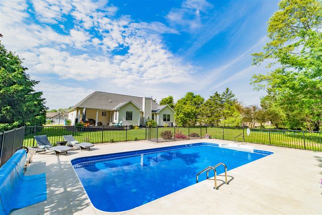 25283 Silver Oaks Boulevard, Mattawan, MI 49071