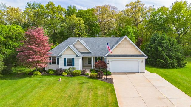 25283 Silver Oaks Boulevard, Mattawan, MI 49071