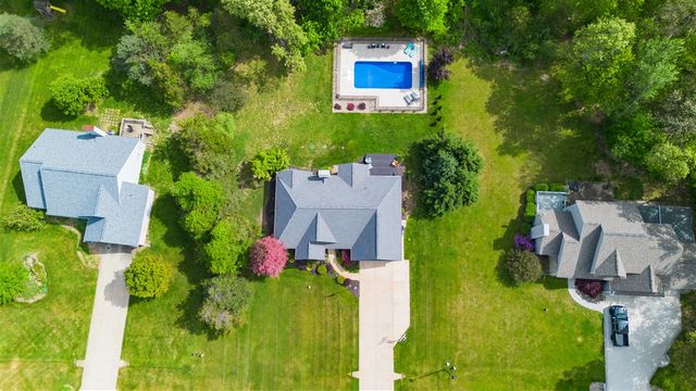 25283 Silver Oaks Boulevard, Mattawan, MI 49071