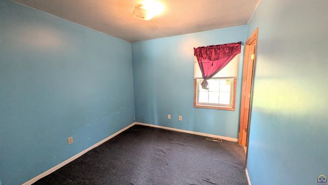 938 Luther St, Emporia, KS 66801