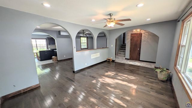 938 Luther St, Emporia, KS 66801