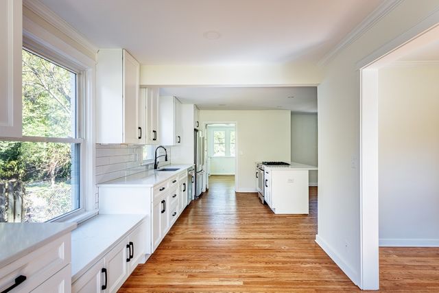 900 Woodmont Blvd, Nashville, TN 37204