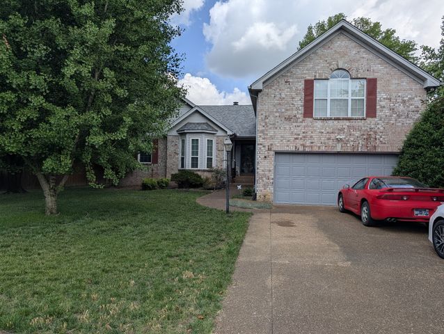 1401 Joe Pyron Dr, Madison, TN 37115