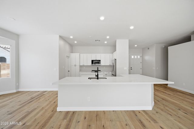 269 W MERRILL Avenue, Gilbert, AZ 85233