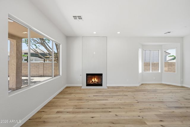 269 W MERRILL Avenue, Gilbert, AZ 85233
