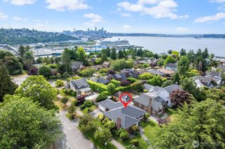 1604 28th Avenue W, Seattle, WA 98199