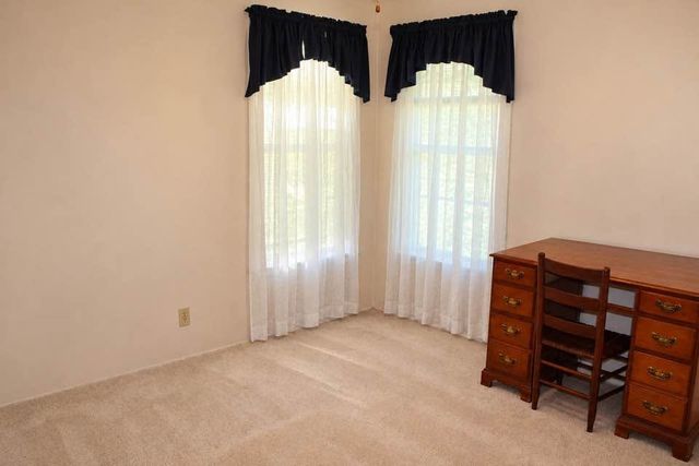 611 Rose Avenue, Cleburne, TX 76033