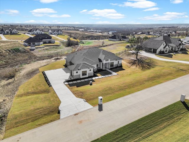 12409 Bella Perdono Drive, Fort Worth, TX 76126
