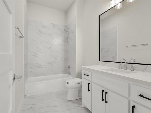 12409 Bella Perdono Drive, Fort Worth, TX 76126