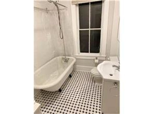 587 Bay Street, Saint Paul, MN 55102