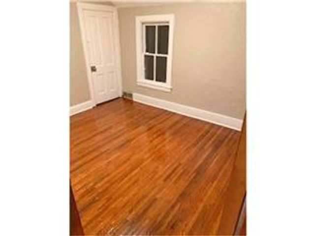 587 Bay Street, Saint Paul, MN 55102