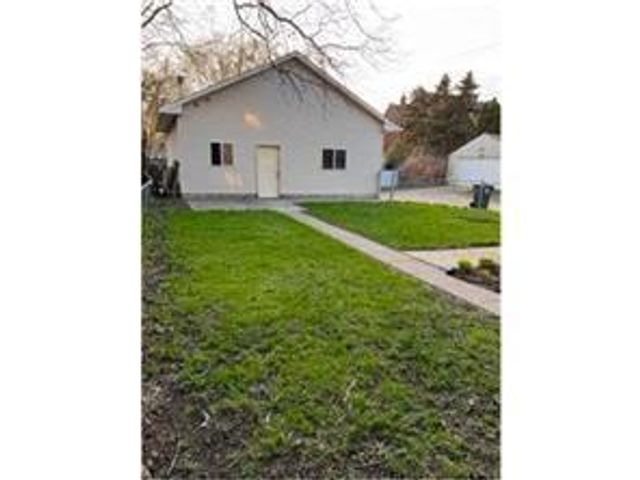 587 Bay Street, Saint Paul, MN 55102