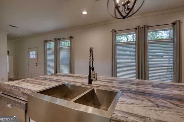 386 Sparta Highway NE, Milledgeville, GA 31061