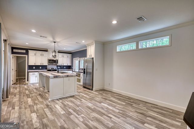 386 Sparta Highway NE, Milledgeville, GA 31061