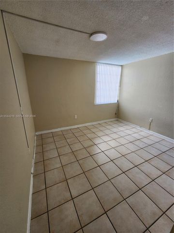 802 NW 87th Ave 312, Miami, FL 33172