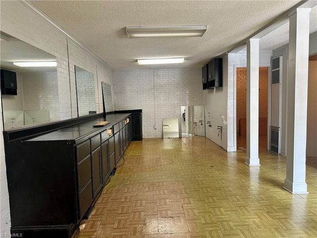 1240 Churton Street, Winston-salem, NC 27103