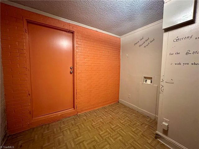 1240 Churton Street, Winston-salem, NC 27103