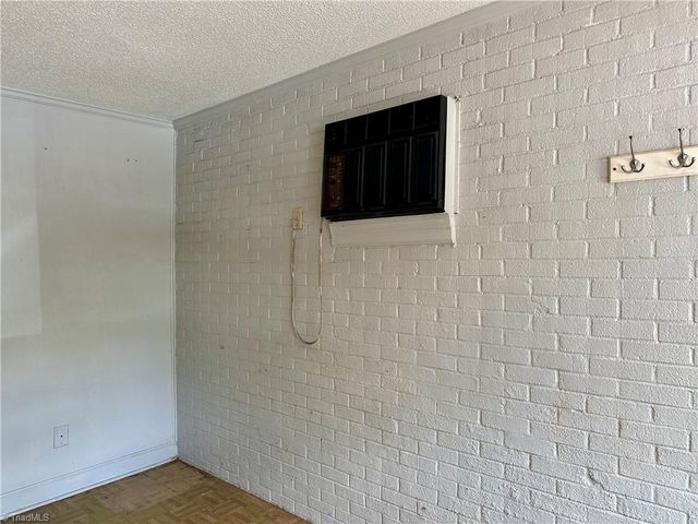 1240 Churton Street, Winston-salem, NC 27103