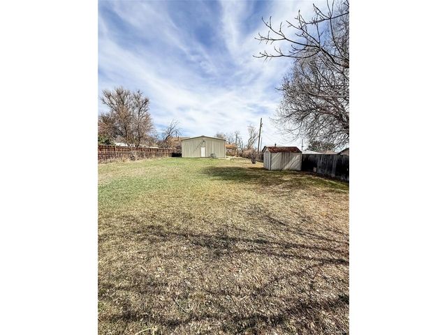 1695 Teller St, Lakewood, CO 80214