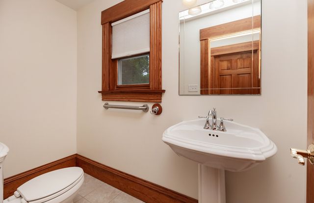 618 9th Street, Ames, IA 50010