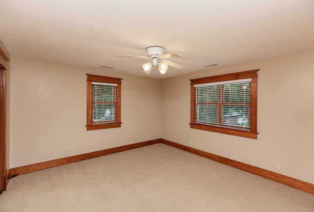 618 9th Street, Ames, IA 50010