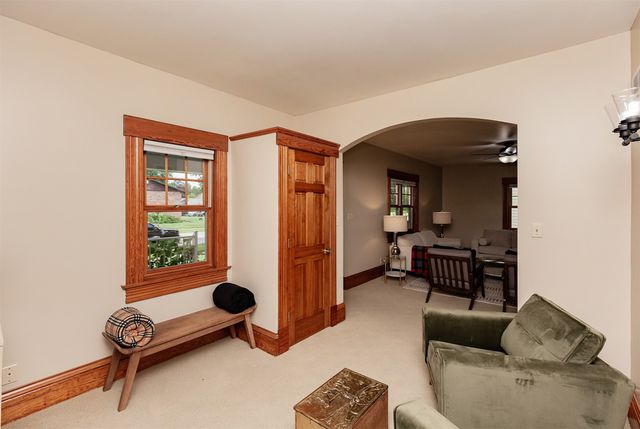 618 9th Street, Ames, IA 50010