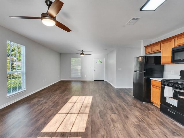 326 S Bell Drive, Texas City, TX 77591