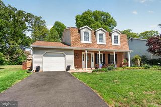 8745 COUNTRY LN, Manassas, VA 20110
