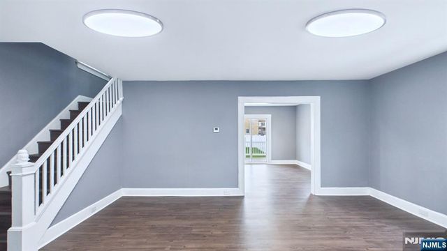 71 Leslie Street, East Orange, NJ 07017