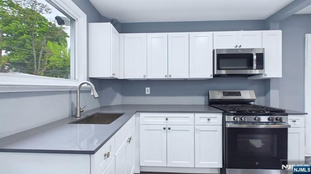 71 Leslie Street, East Orange, NJ 07017