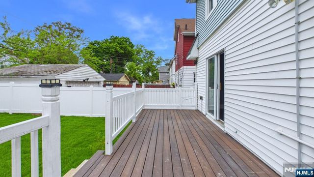 71 Leslie Street, East Orange, NJ 07017
