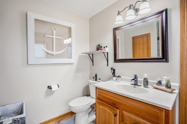 22245 W Hollyhock Lane, Curtice, OH 43412