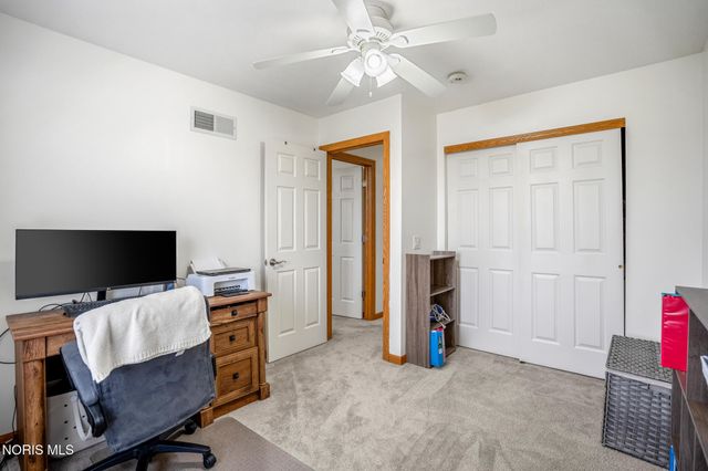 22245 W Hollyhock Lane, Curtice, OH 43412