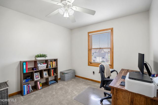 22245 W Hollyhock Lane, Curtice, OH 43412