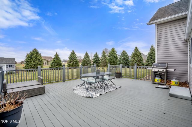 22245 W Hollyhock Lane, Curtice, OH 43412