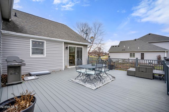 22245 W Hollyhock Lane, Curtice, OH 43412