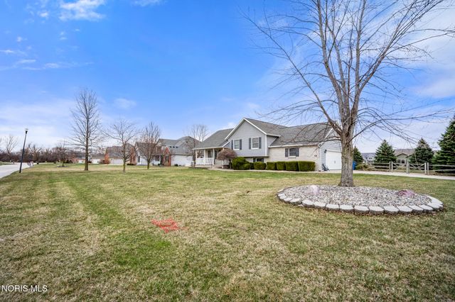 22245 W Hollyhock Lane, Curtice, OH 43412