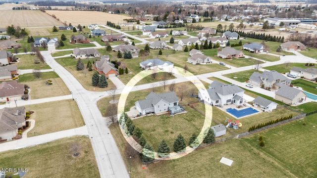 22245 W Hollyhock Lane, Curtice, OH 43412