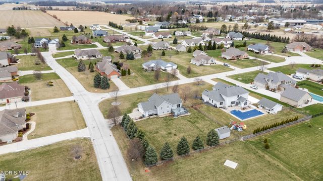 22245 W Hollyhock Lane, Curtice, OH 43412