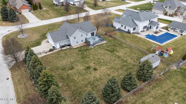 22245 W Hollyhock Lane, Curtice, OH 43412