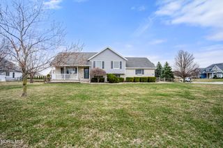 22245 W Hollyhock Lane, Curtice, OH 43412