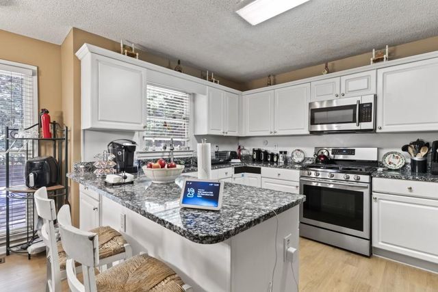 1202 Commonwealth Avenue SW, Marietta, GA 30064