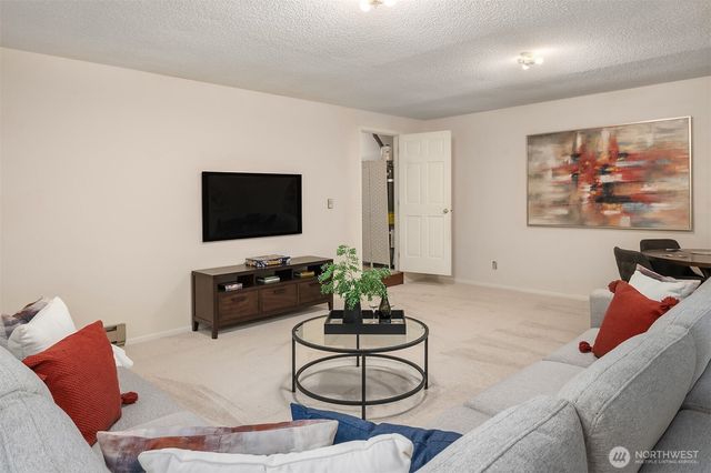 2448 137th Avenue SE, Bellevue, WA 98005