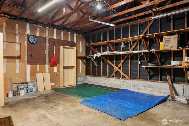 2448 137th Avenue SE, Bellevue, WA 98005