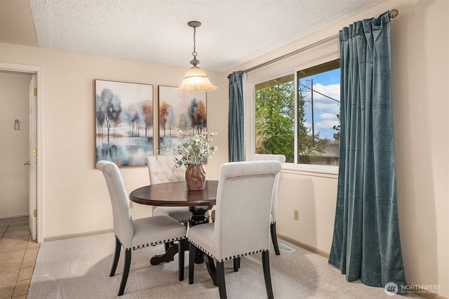 2448 137th Avenue SE, Bellevue, WA 98005