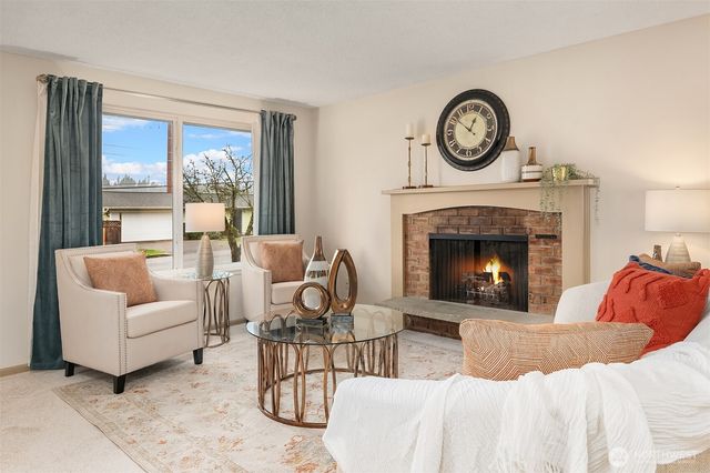 2448 137th Avenue SE, Bellevue, WA 98005