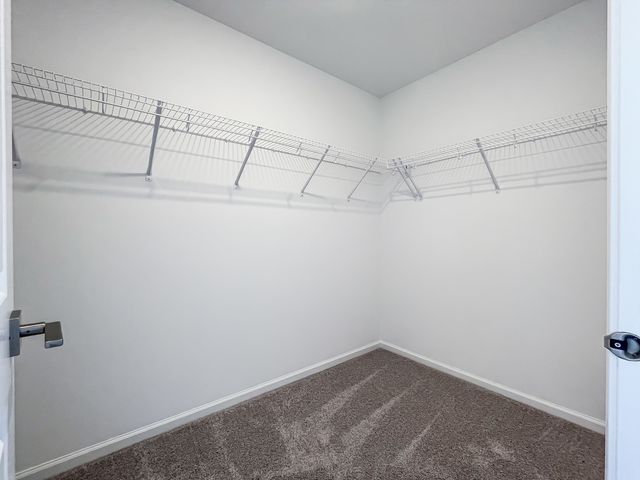 245 Regency Court B, Wauconda, IL 60084