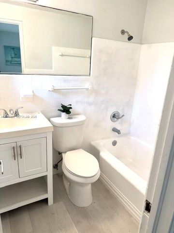 345 85 1, Miami Beach, FL 33141