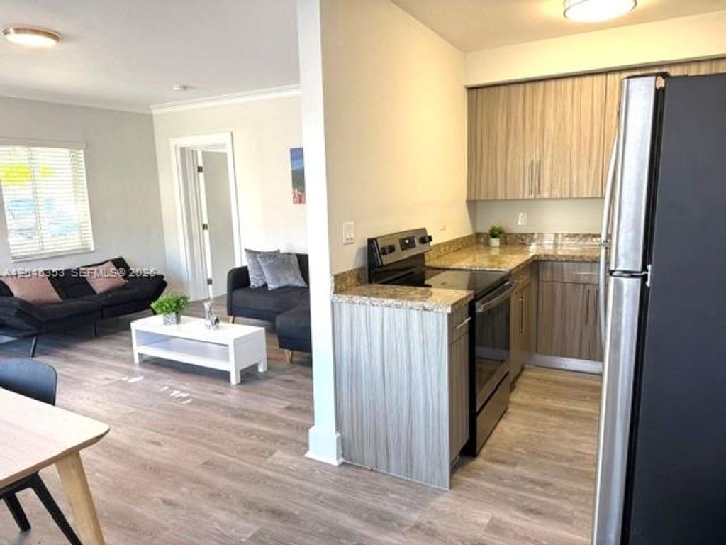 345 85 1, Miami Beach, FL 33141